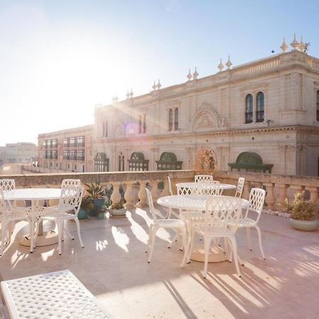 Domus Zamittello Hotel La La Valletta Esterno foto